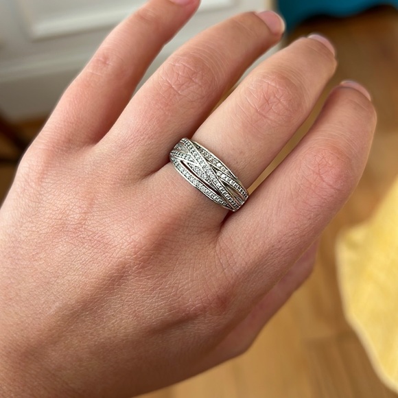 Charming Charlie rhodium silver ring size 7 CZ - Picture 4 of 9